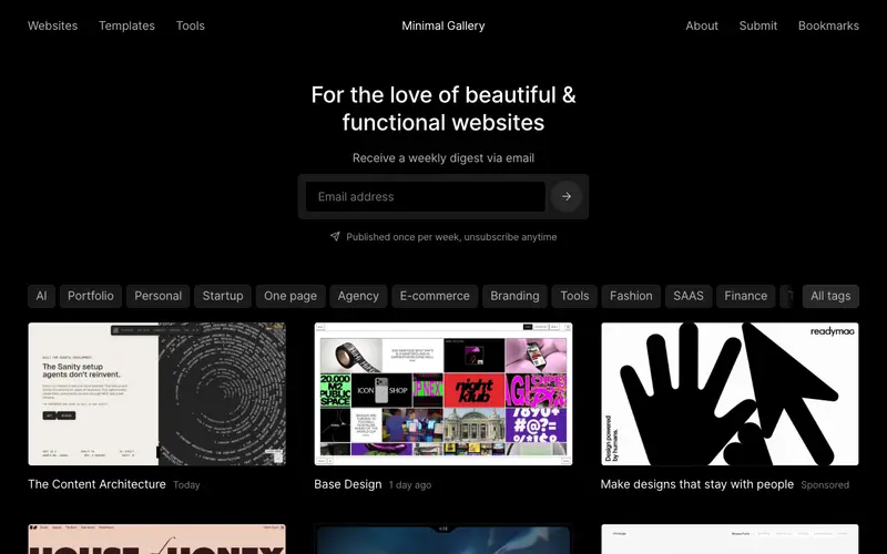 Minimal Gallery 사이트의 첫 화면. 선별된 미니멀 웹사이트, 템플릿과 도구를 봅니다.